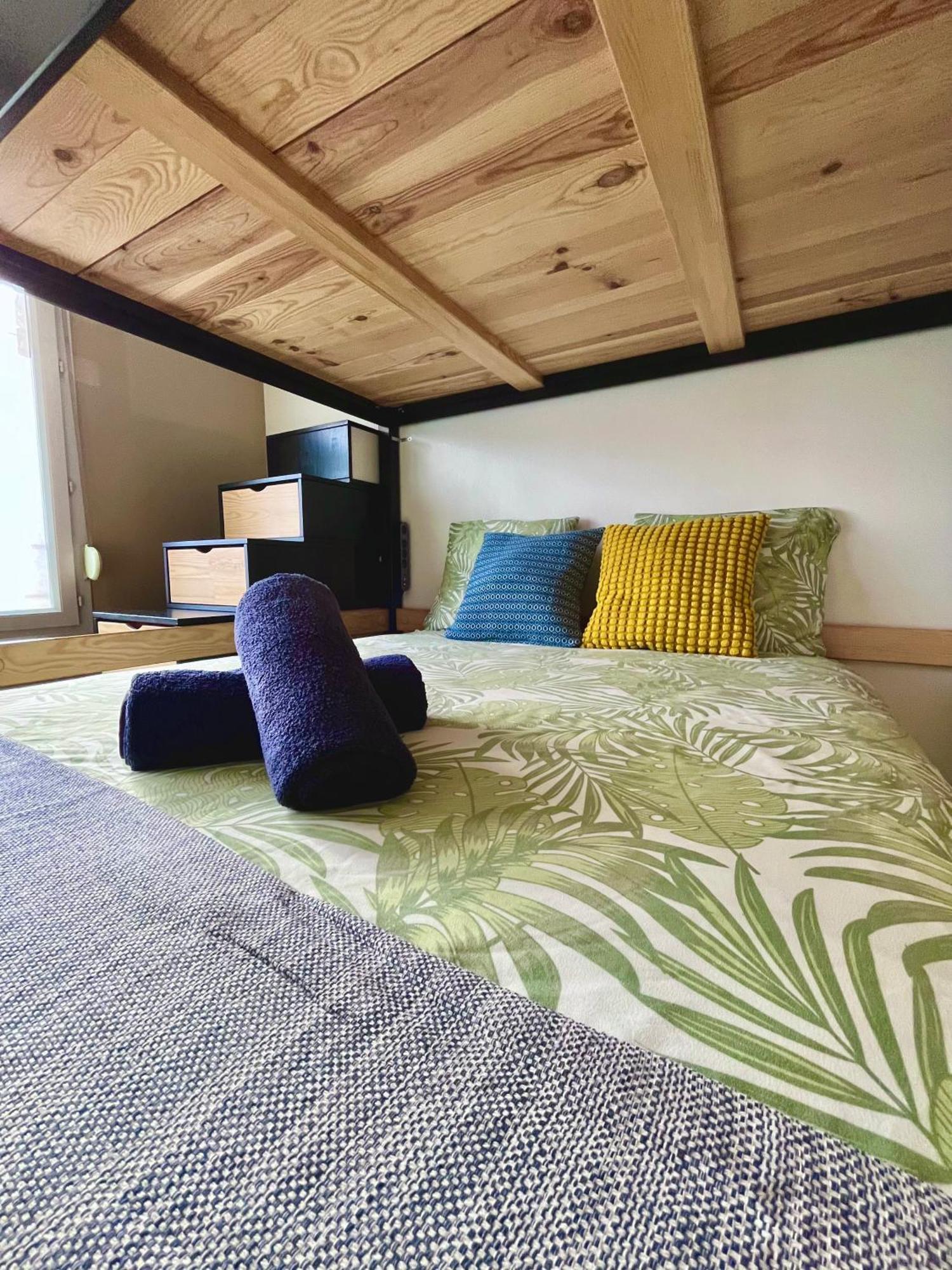 Logement Renove Proche Centre-Ville Lyon Villeurbanne Buitenkant foto