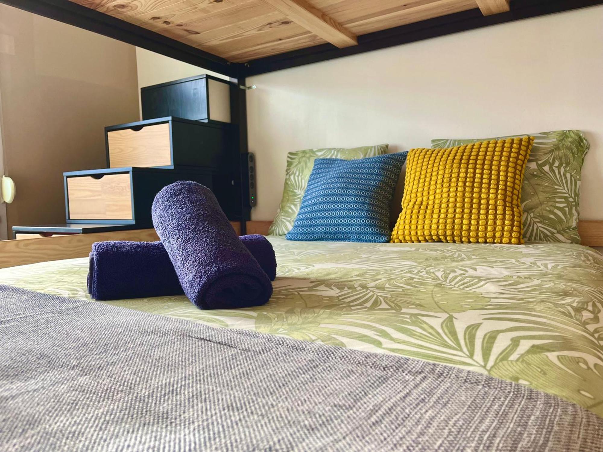 Logement Renove Proche Centre-Ville Lyon Villeurbanne Buitenkant foto