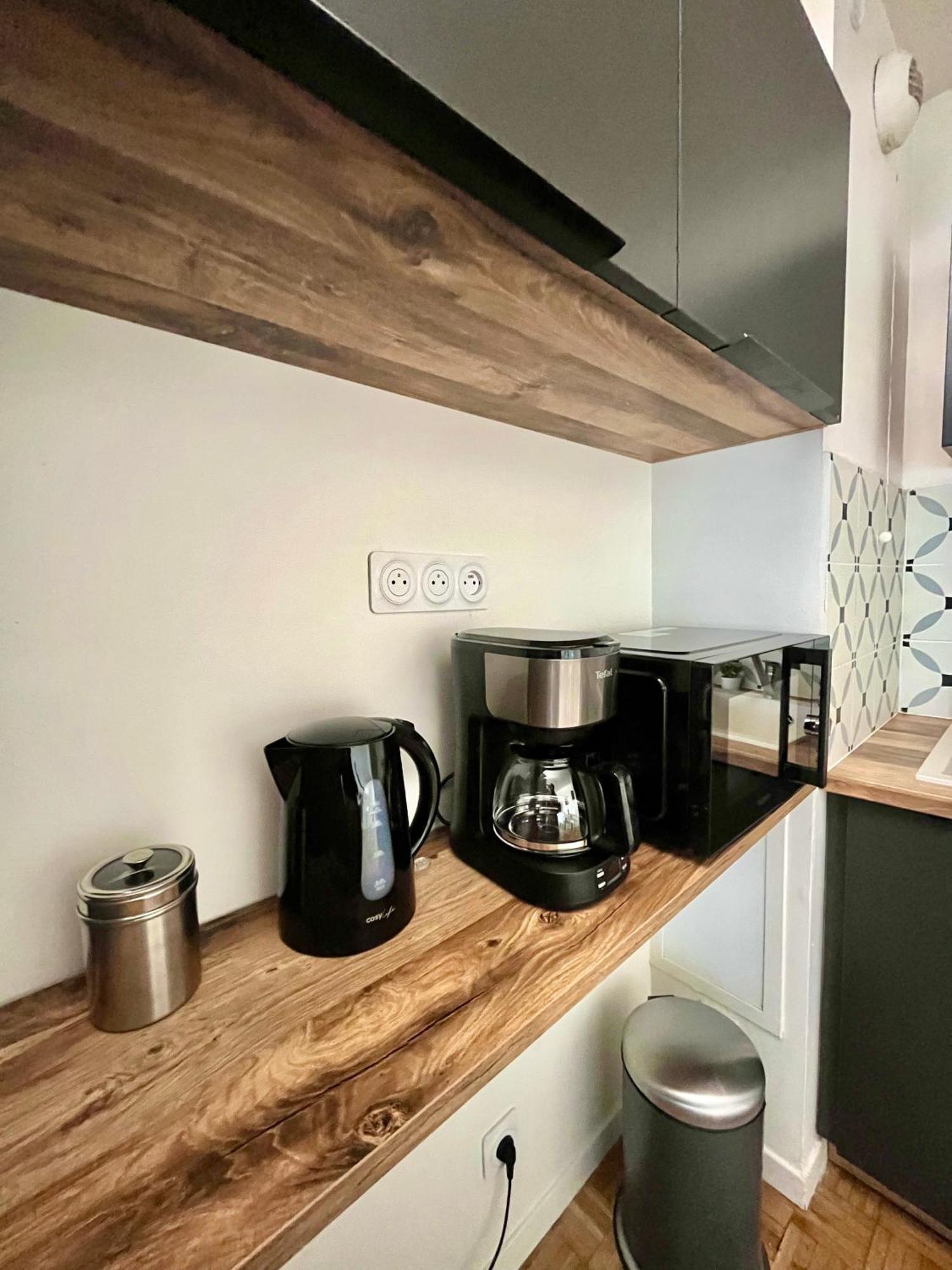 Logement Renove Proche Centre-Ville Lyon Villeurbanne Buitenkant foto