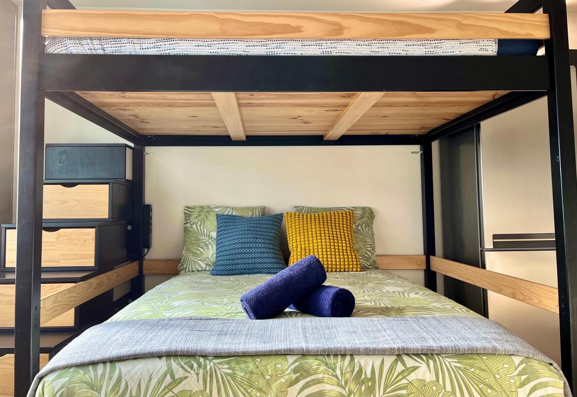 Logement Renove Proche Centre-Ville Lyon Villeurbanne Buitenkant foto