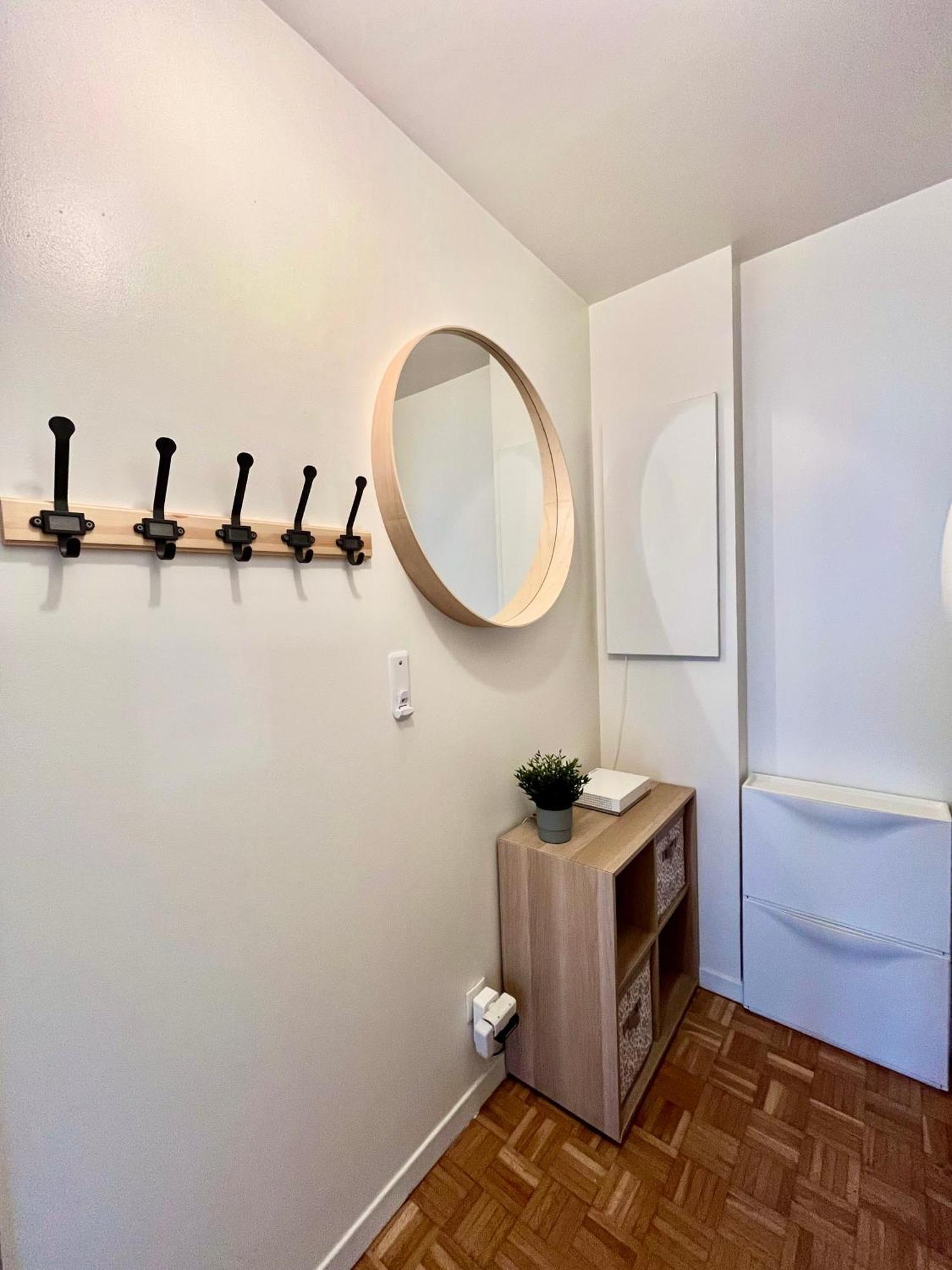 Logement Renove Proche Centre-Ville Lyon Villeurbanne Buitenkant foto