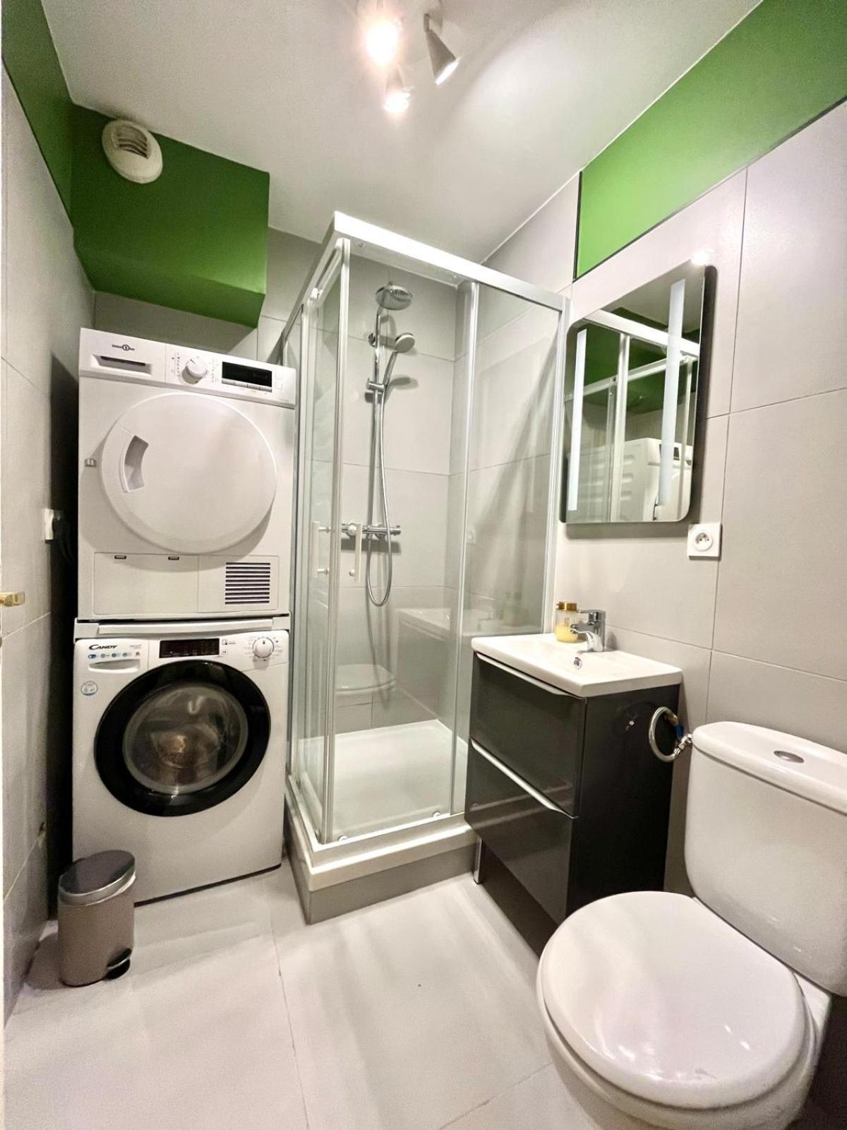 Logement Renove Proche Centre-Ville Lyon Villeurbanne Buitenkant foto